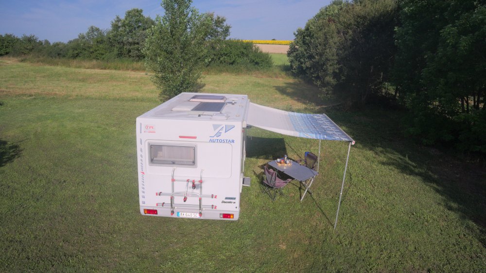 Aire camping-car  Vacquiers (31340) - Photo 2